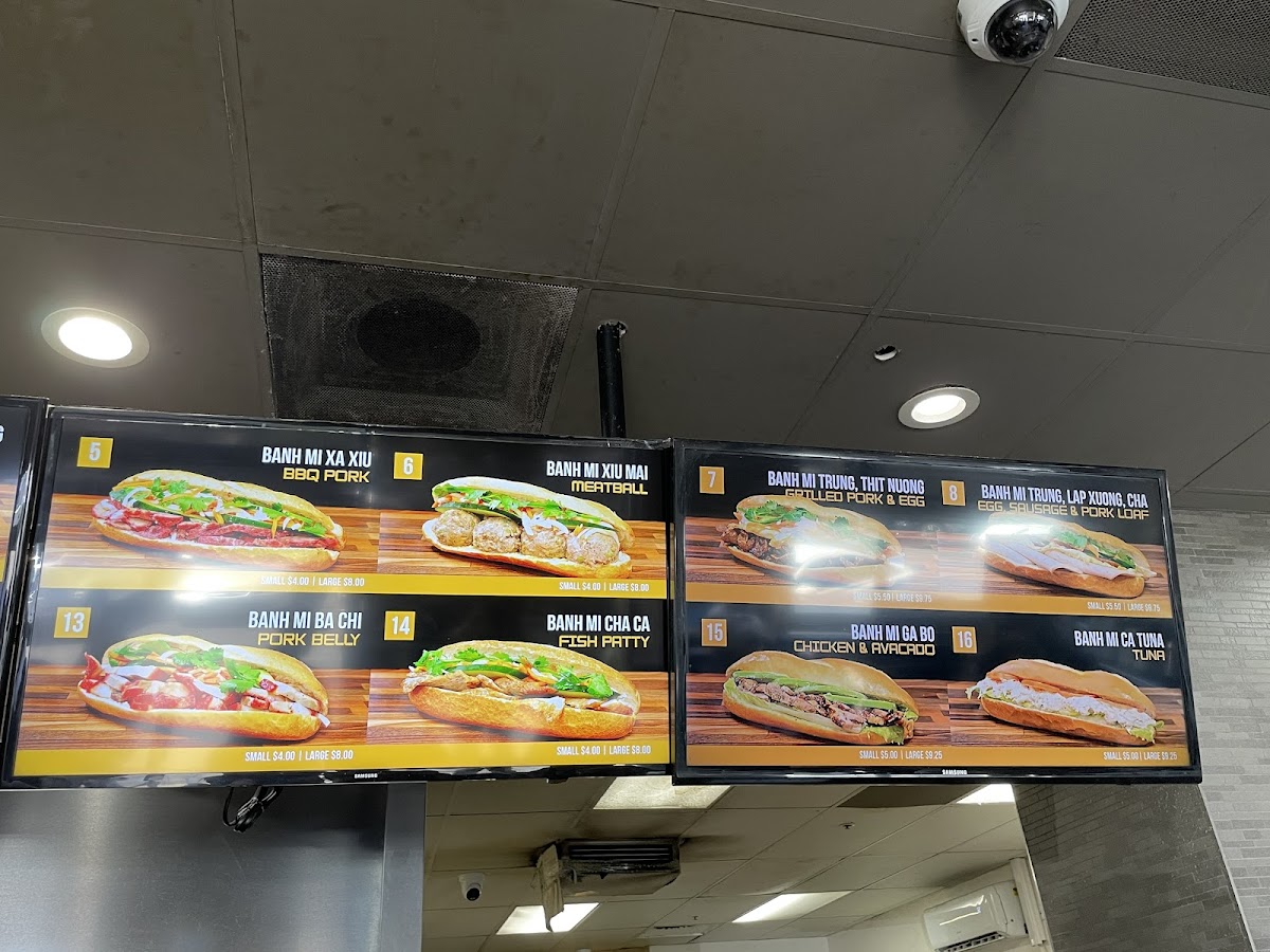 Duc Huong Sandwiches - 7