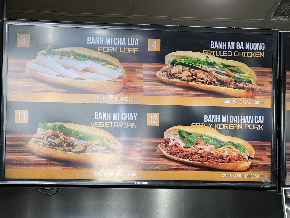 Duc Huong Sandwiches - 9