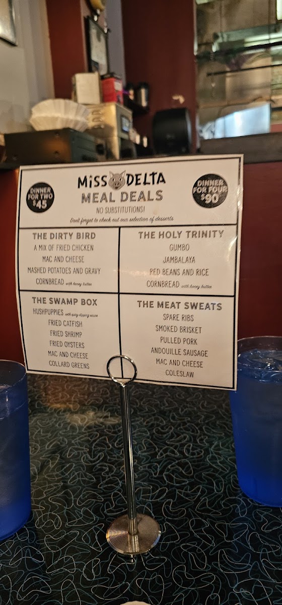 Miss Delta Restaurant and Bar - 9