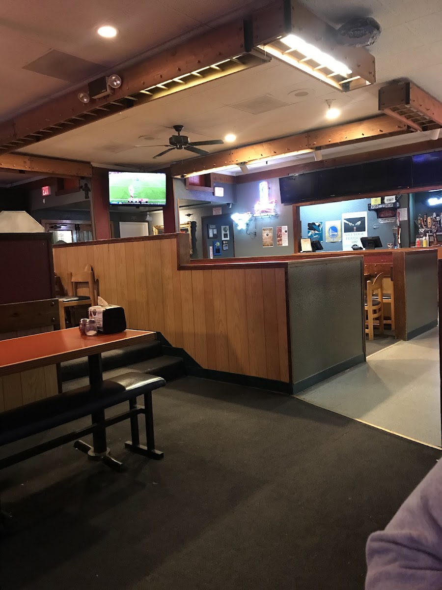 Salinas Pizza & Pints