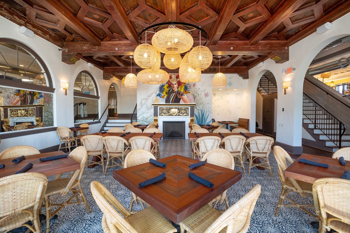 Casa Reina Taqueria & Tequila