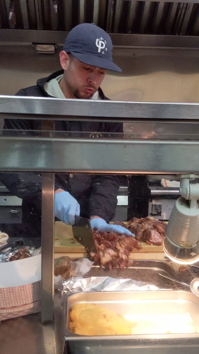 La Tapatia Mexicatessen - 4