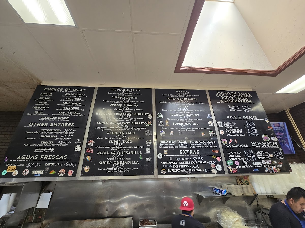 La Tapatia Mexicatessen - 6