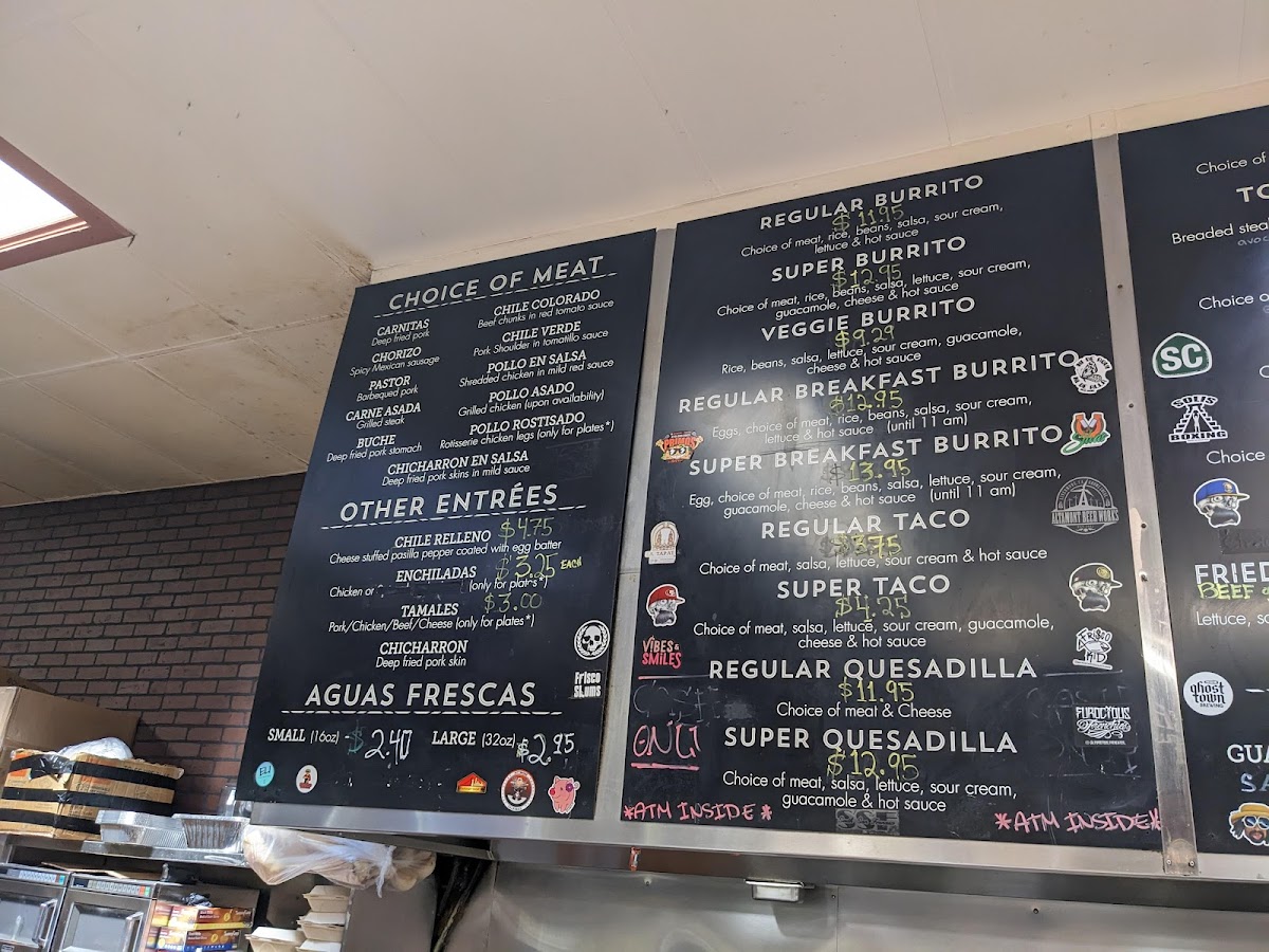 La Tapatia Mexicatessen - 8