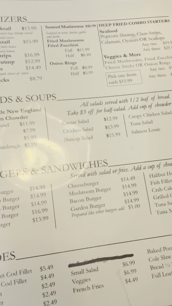 Pelicans Roost Chowder House - 4