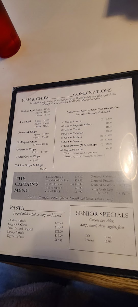 Pelicans Roost Chowder House - 6