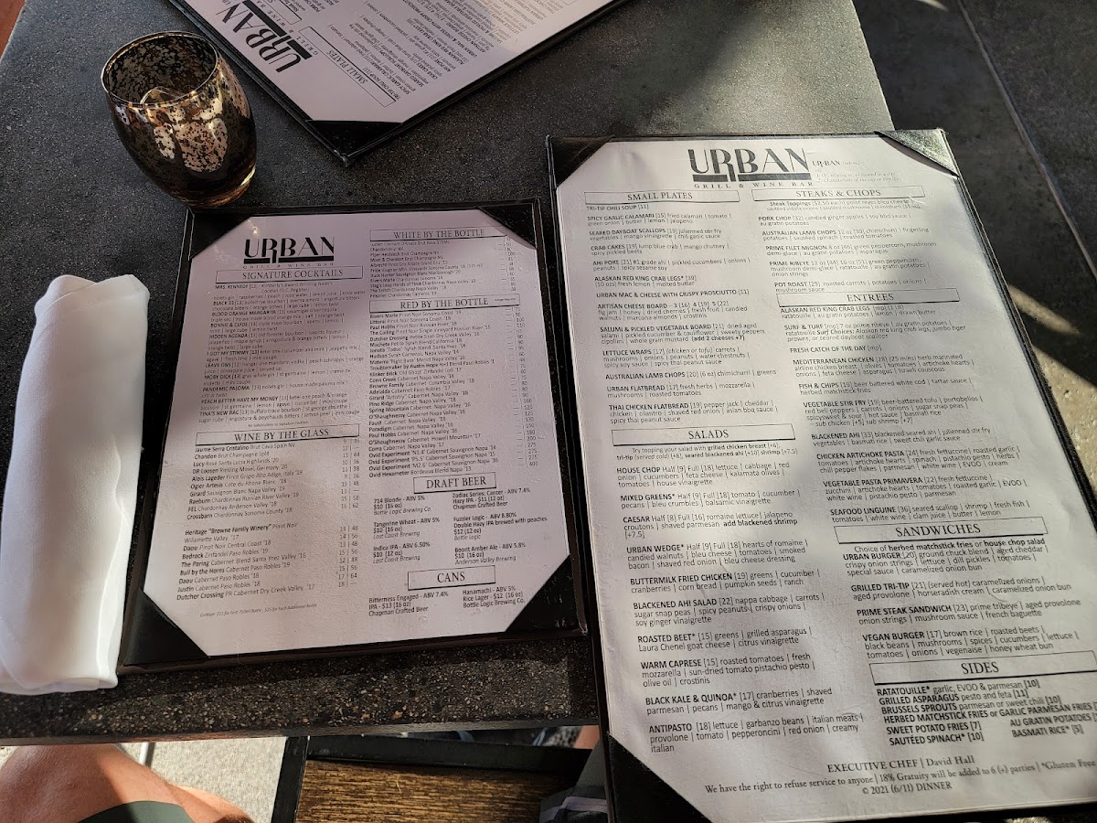 Urban Grill and Wine Bar - 8