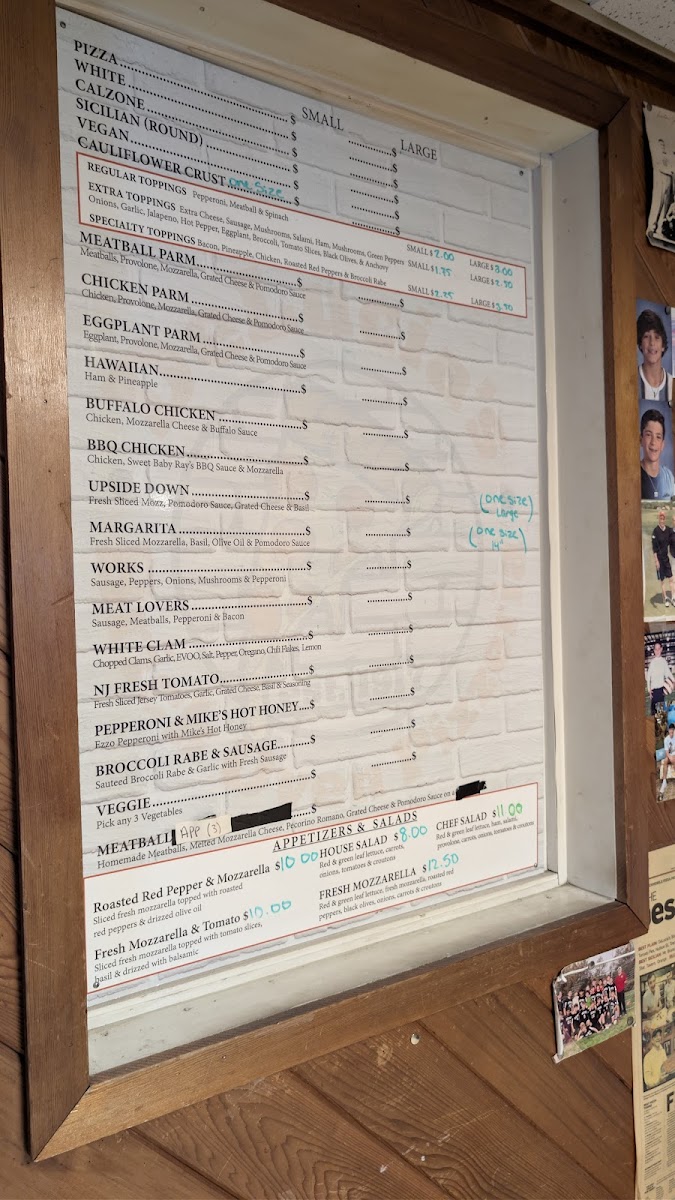 DeLucia's Brick Oven Pizza - 4