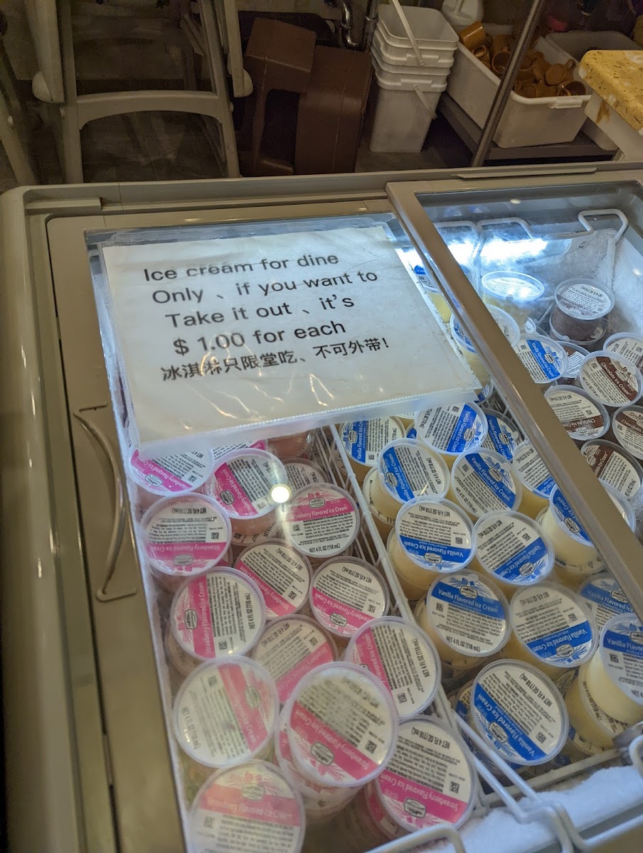 Yum Buffet & Grill - 3