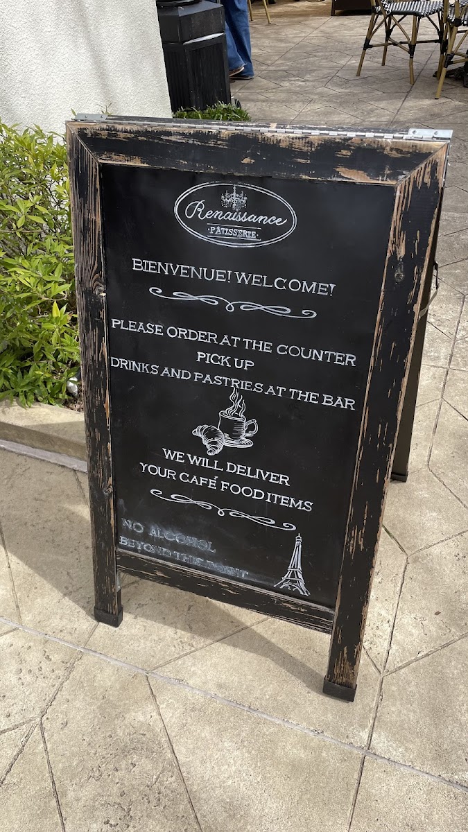 Renaissance Pâtisserie - 10