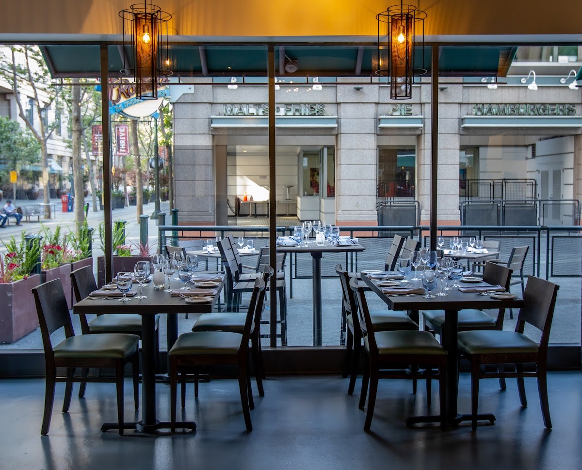 Scott's Seafood San Jose | Restaurant & Events