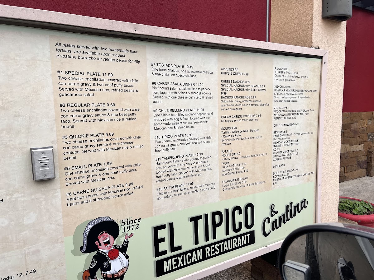 El Tipico Restaurant - 2