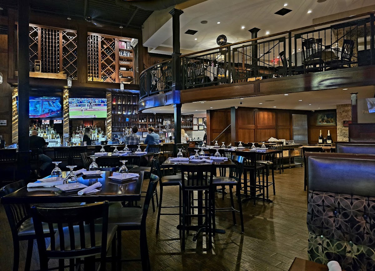 Downtown Louie's Grill