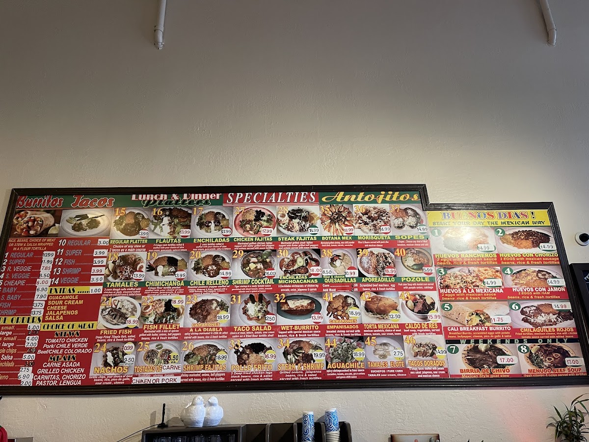 Las Palomas Taqueria - 8