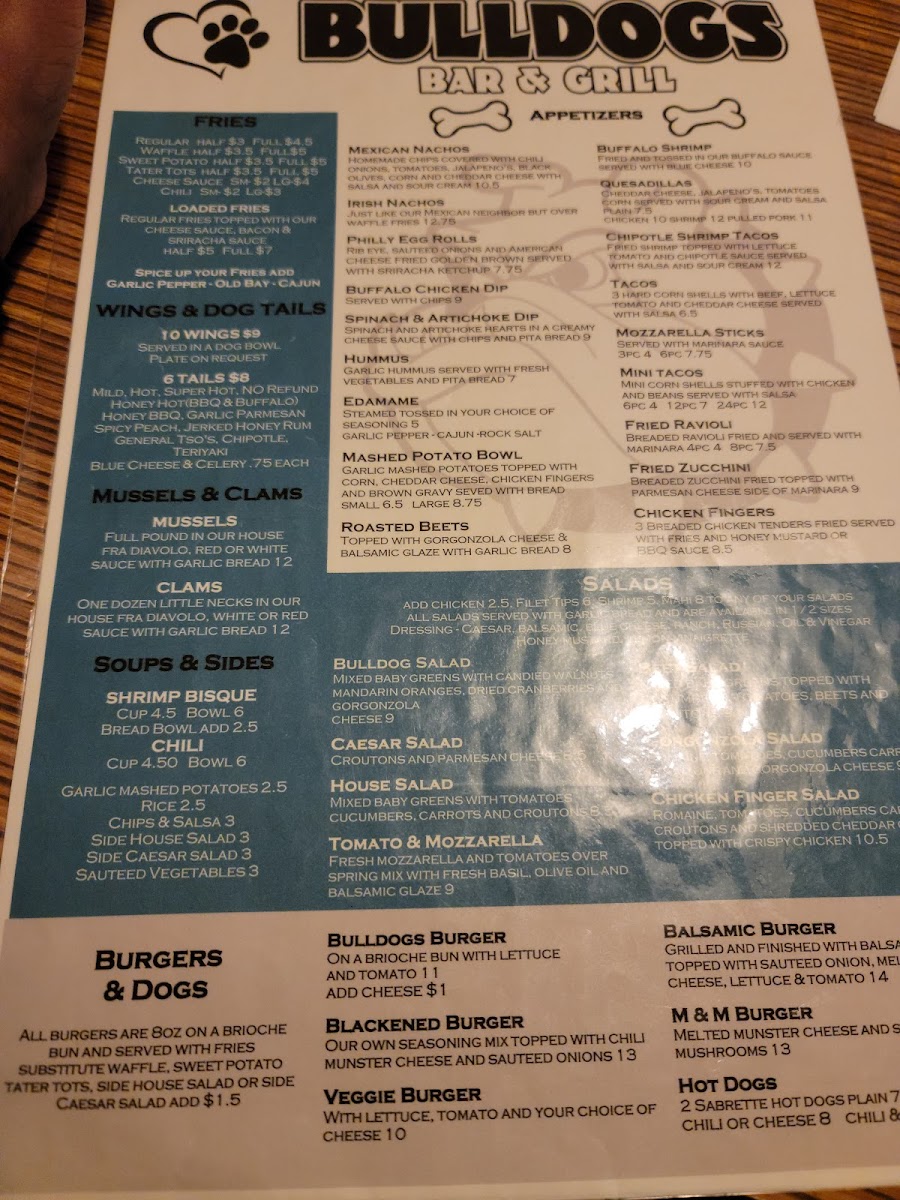 Bulldogs Bar & Grill - 10