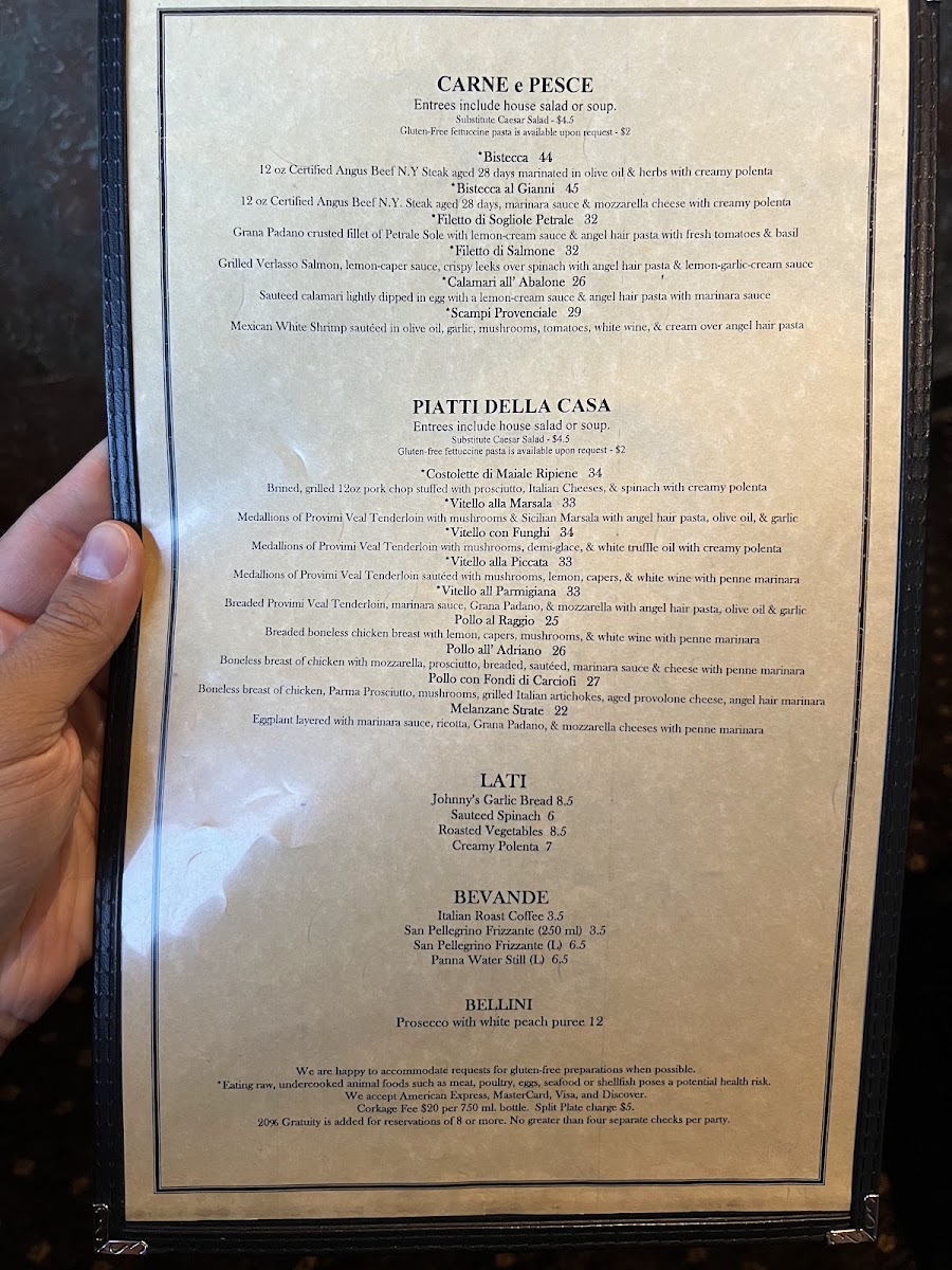 Johnny's Ristorante Italiano - 8