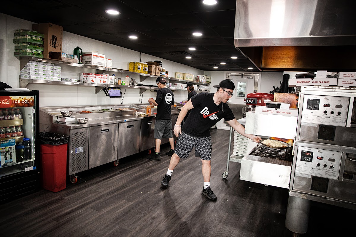 decheco’s pizzeria