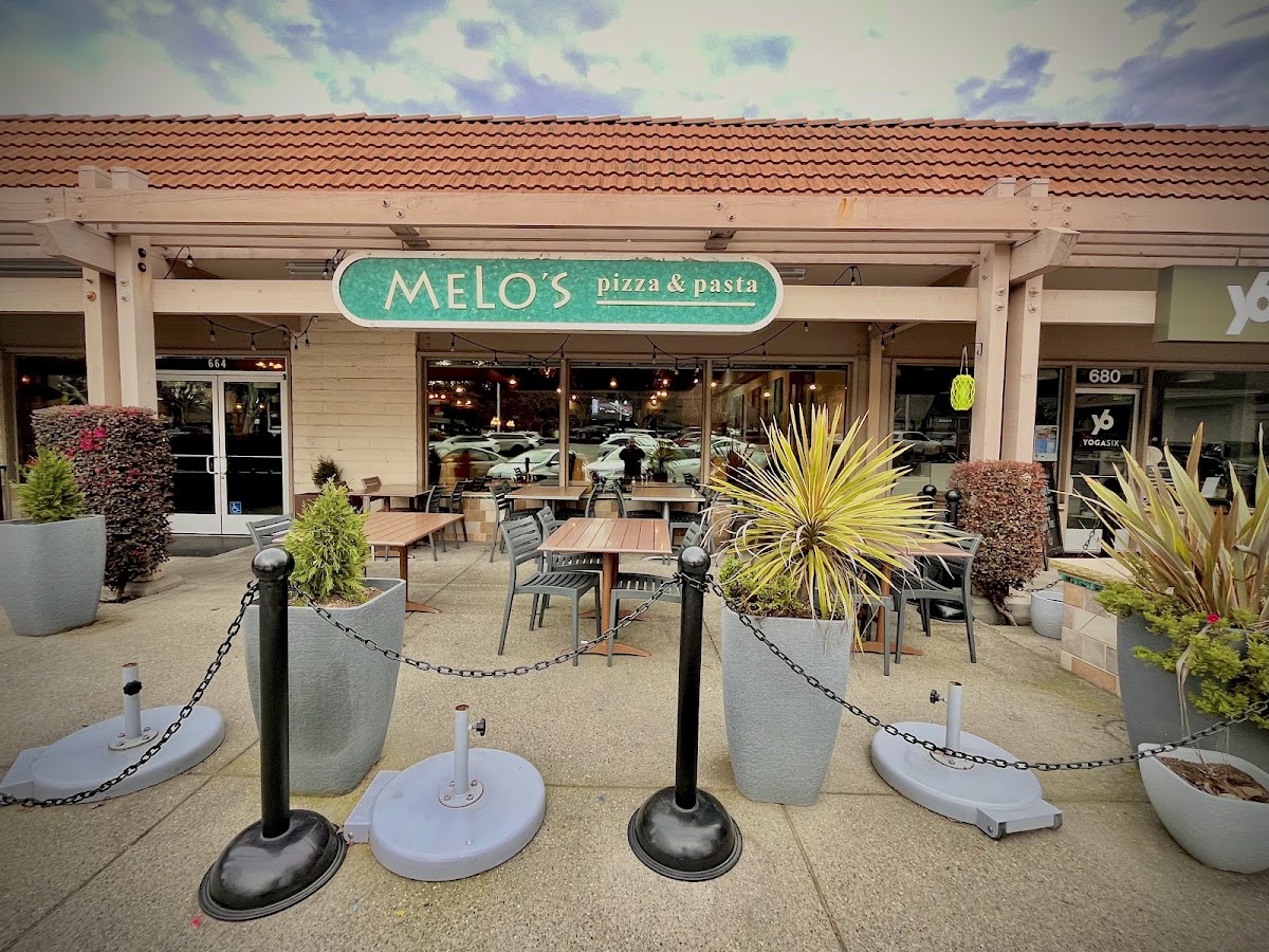 Melo's Pizza & Pasta