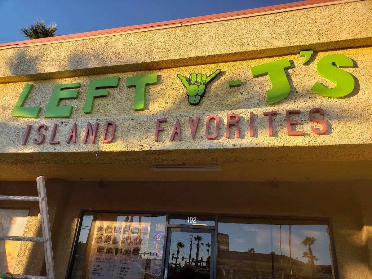 LEFTY-J’S ISLAND FAVORITES Restaurant #2