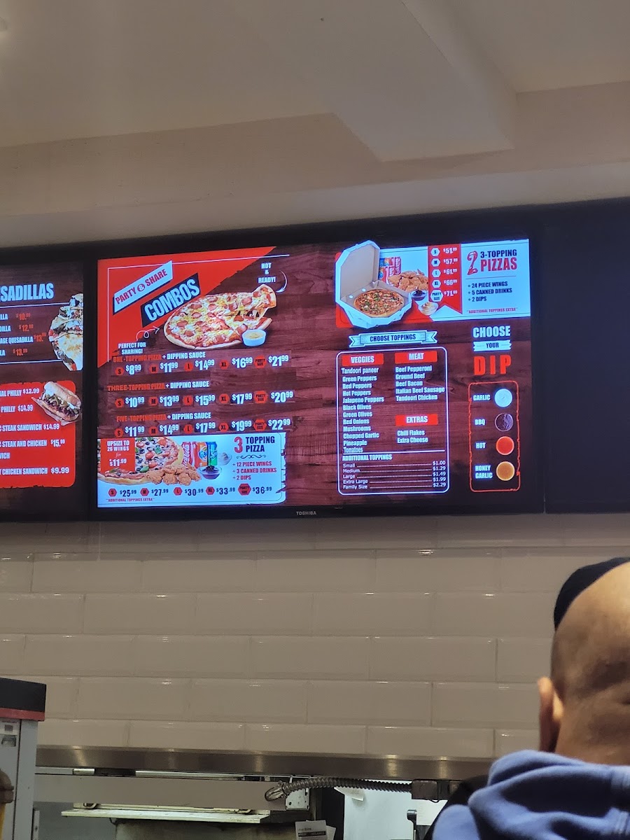 Almadina Bistro: Halal Pizzeria - 9