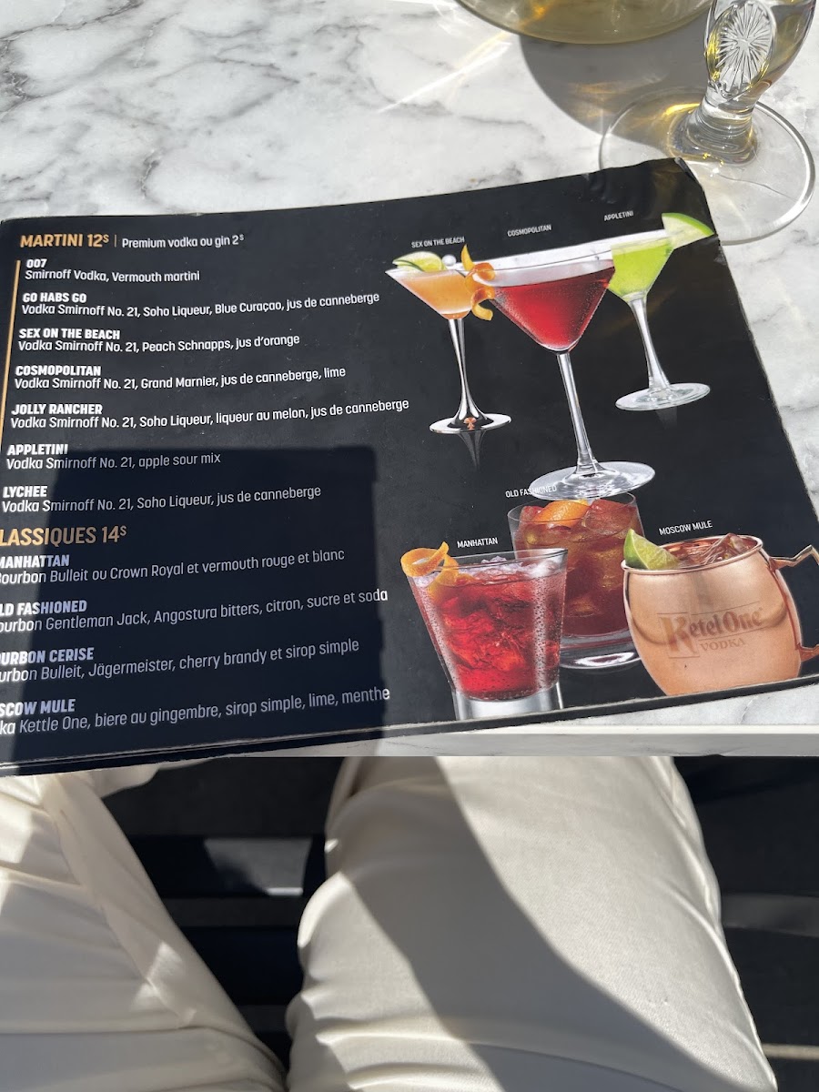 Roasters BBQ Grill & Bar - 9