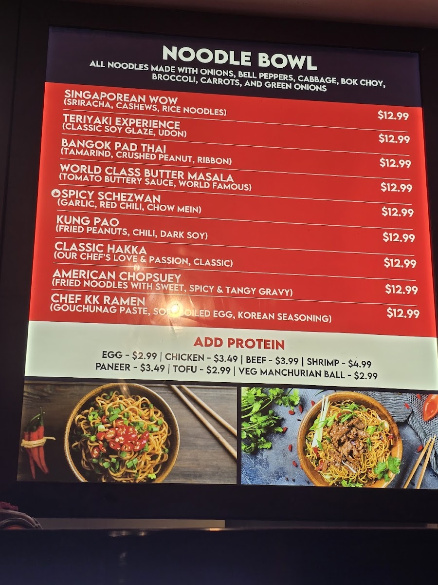 Momo Loco Dumplings and Wok - 3