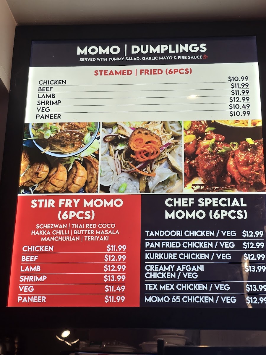 Momo Loco Dumplings and Wok - 9