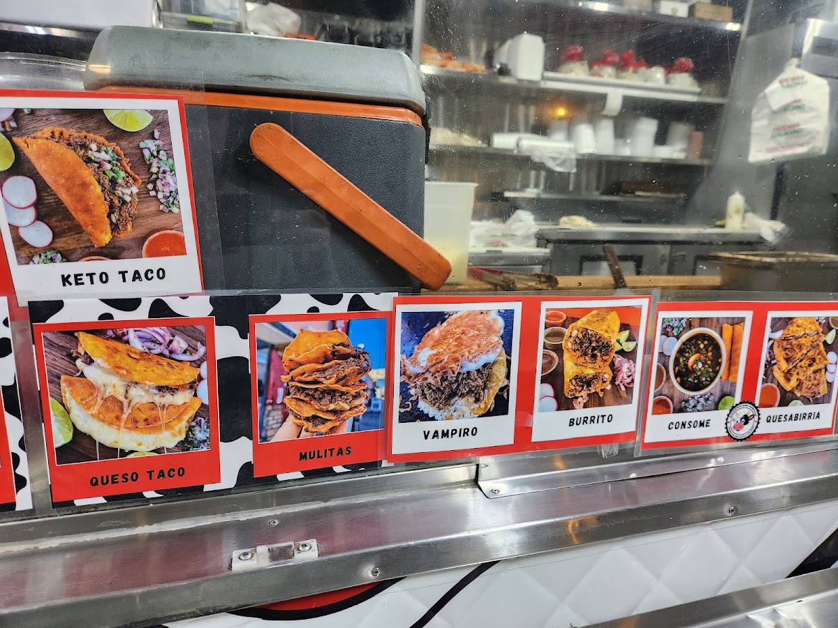 Birrieria San Marcos - 10