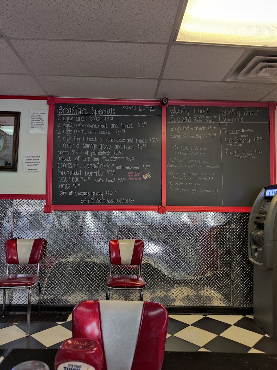 The Lampost in Ellet - 3