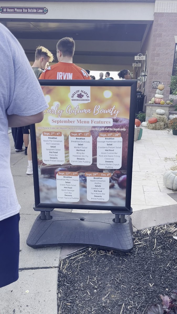 Shady Maple Smorgasbord - 6