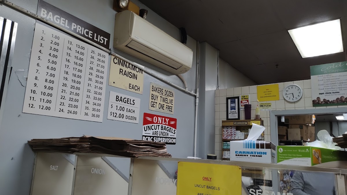 Teaneck Road Hot Bagels - 7