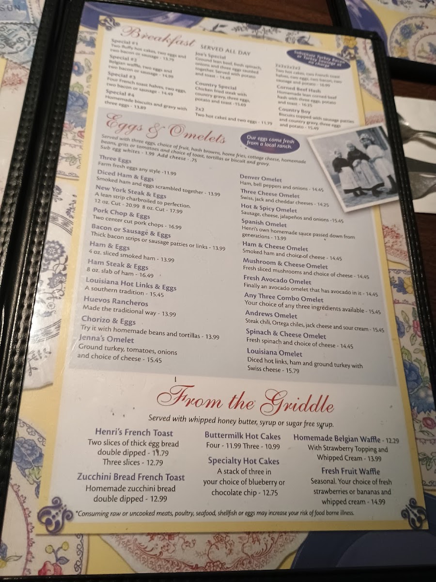 Henri's Restaurant - 4