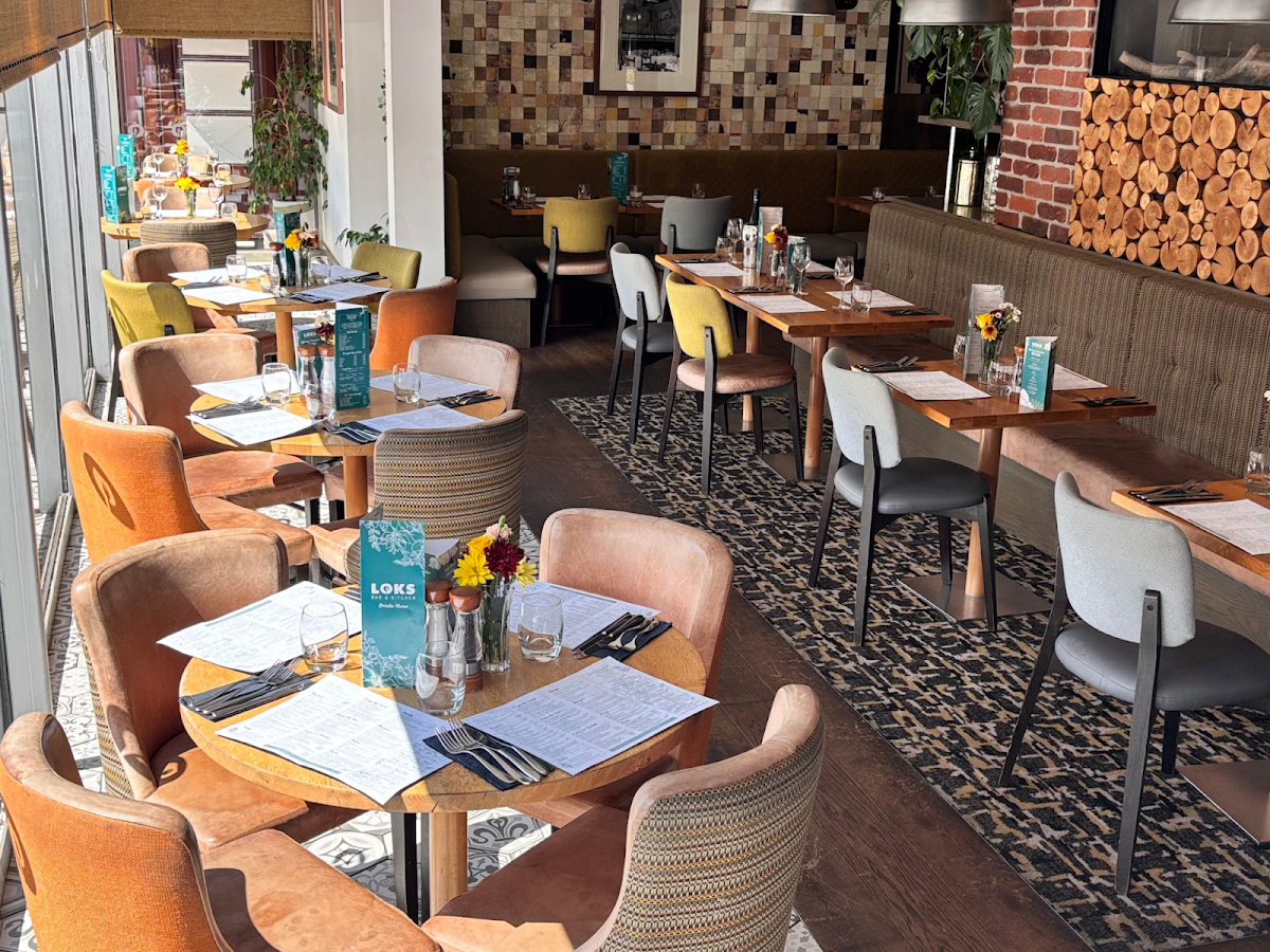Loks Bar and Kitchen
