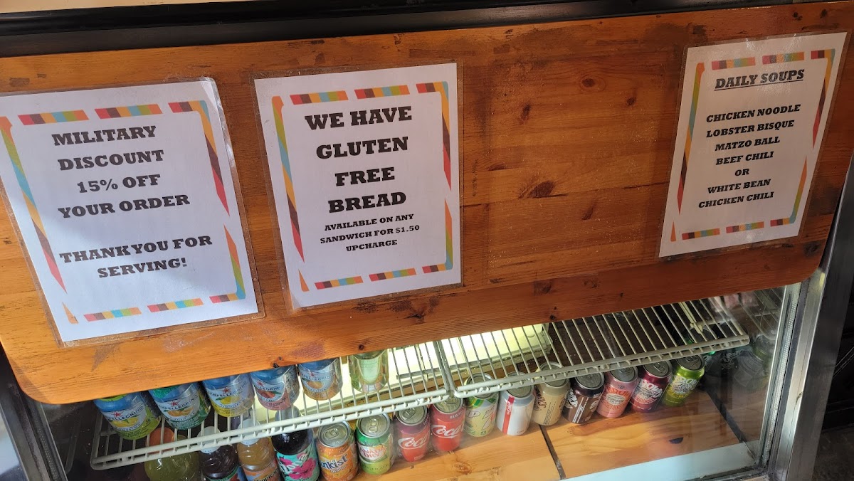 The Posh Nosh Deli / Café - 4