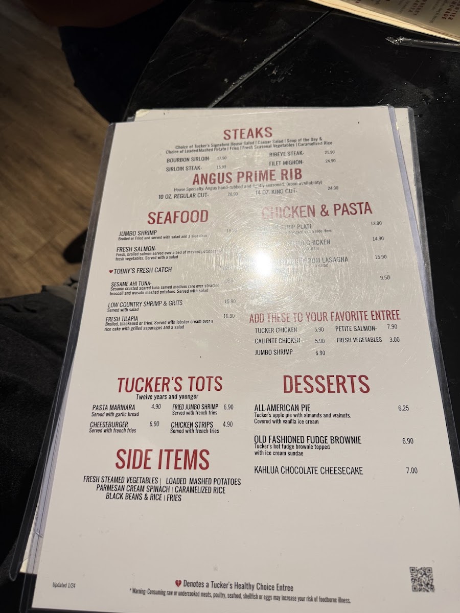 Tucker's Restaurant - 4