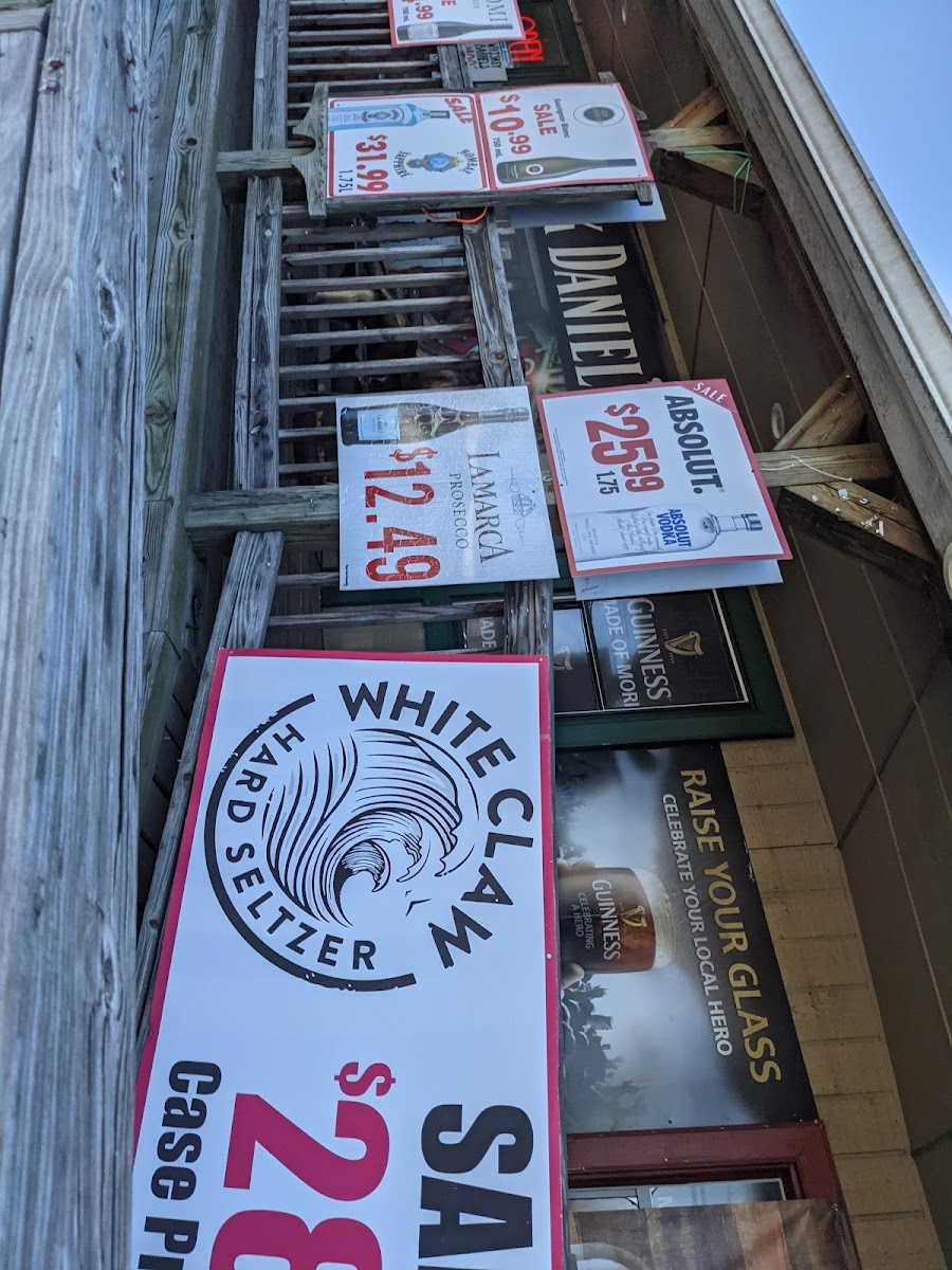 Pine Orchard Liquors - 4