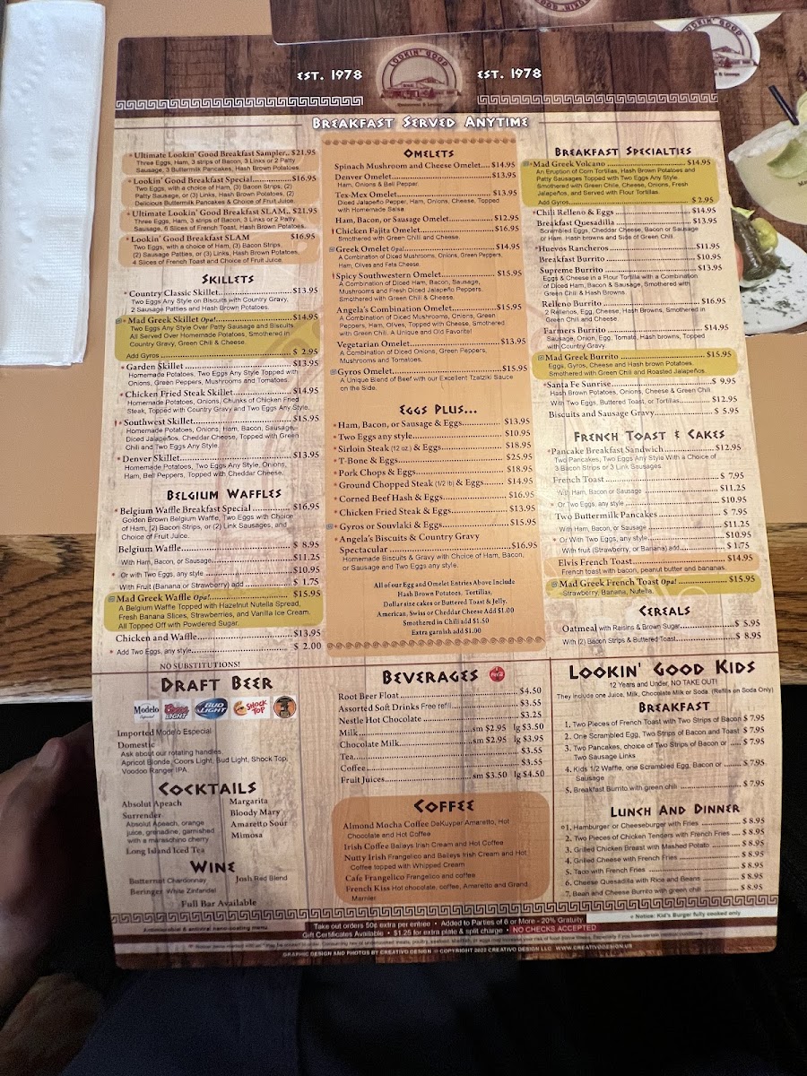 Lookin Good Restaurant and Lounge - 9