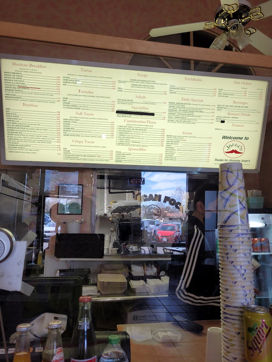 Jorge's Mexicatessen - 7