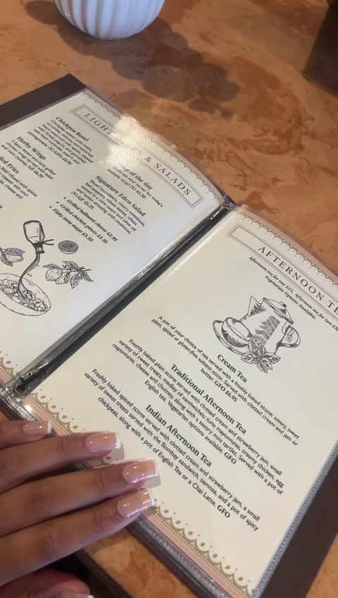 Eden's Tearoom & Patisserie - 9