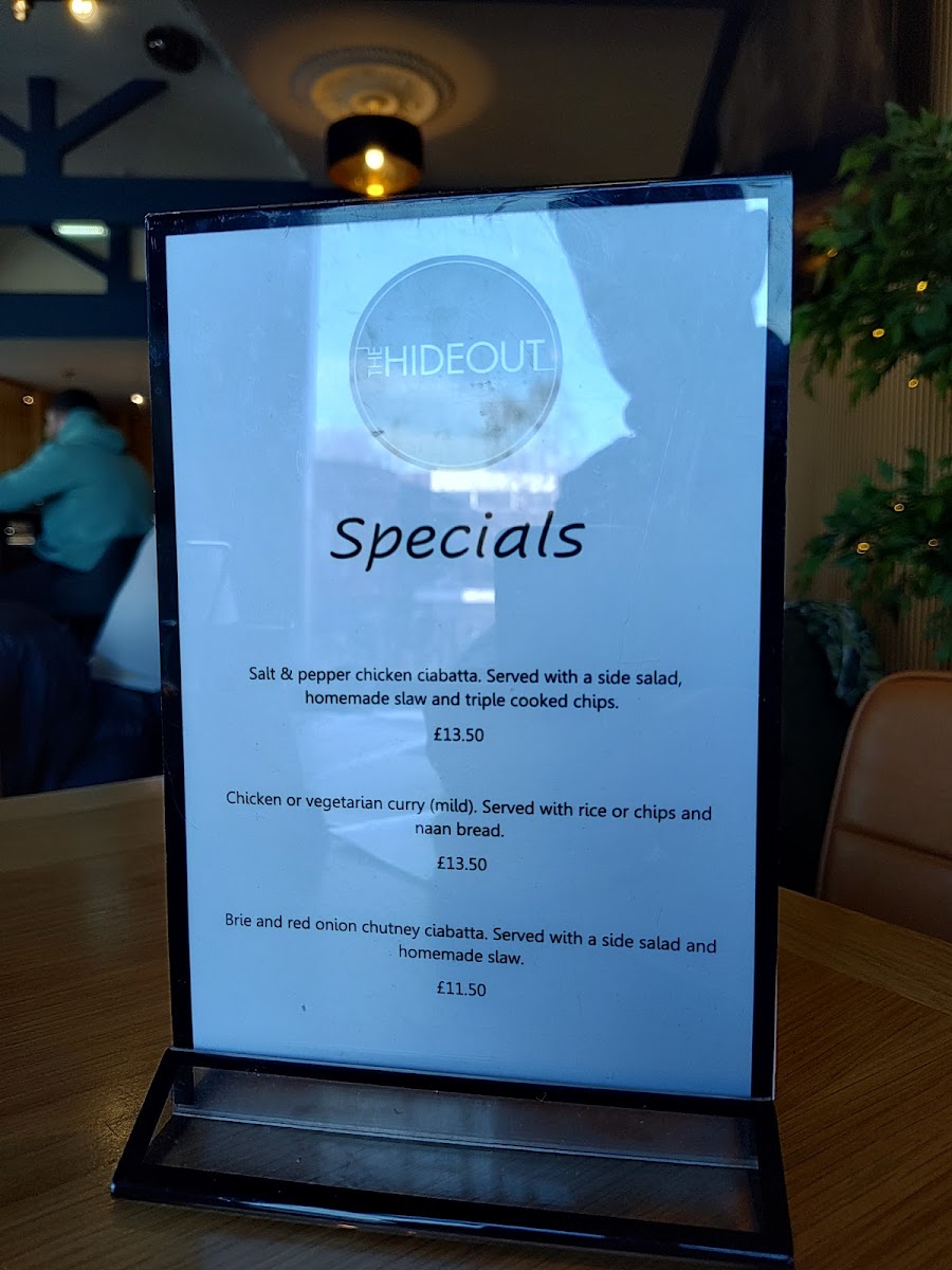 The Hideout Bar & Eatery Prestwich - 6