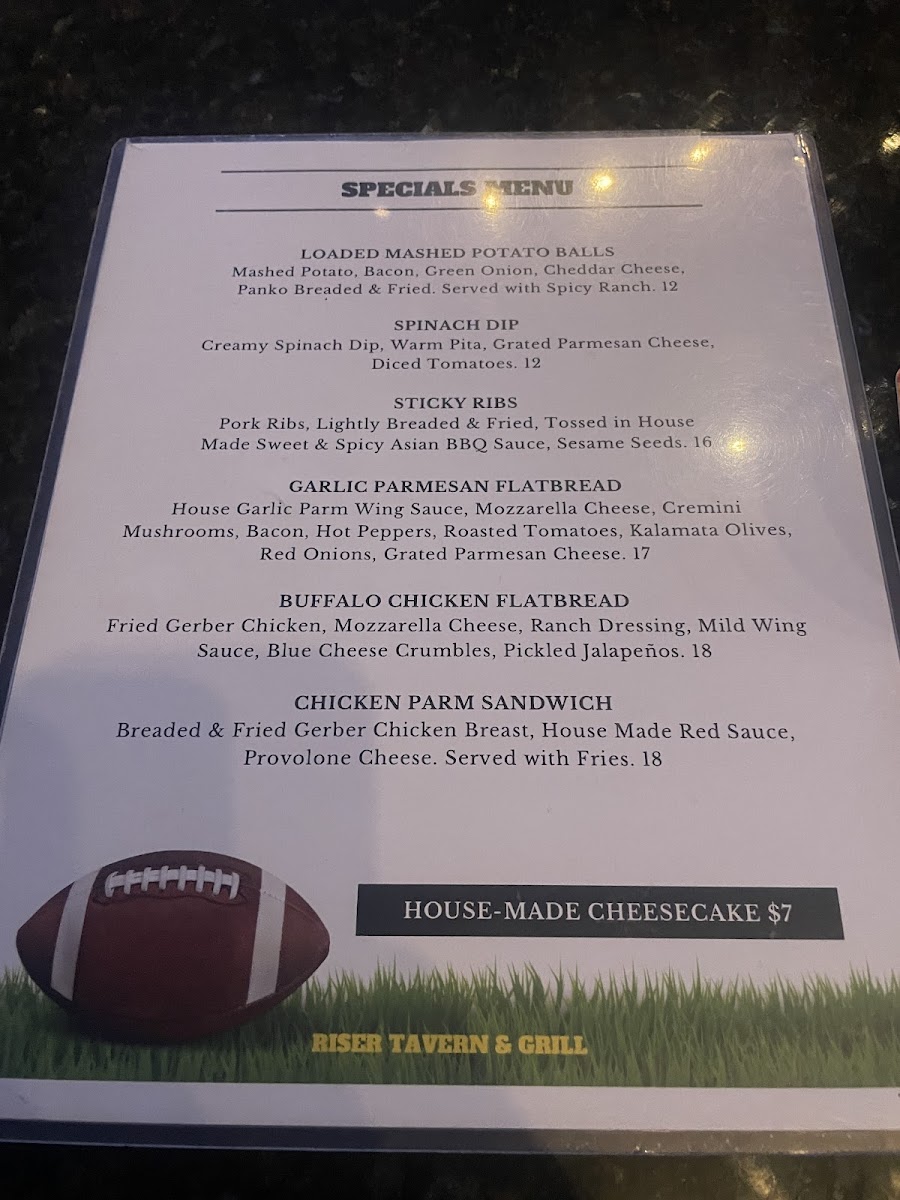 Riser Tavern & Grill - 3