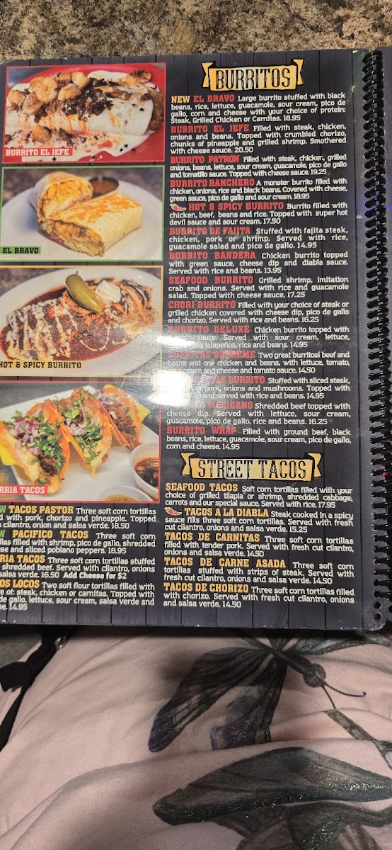 Los Magueyes Mexican Grill - 10