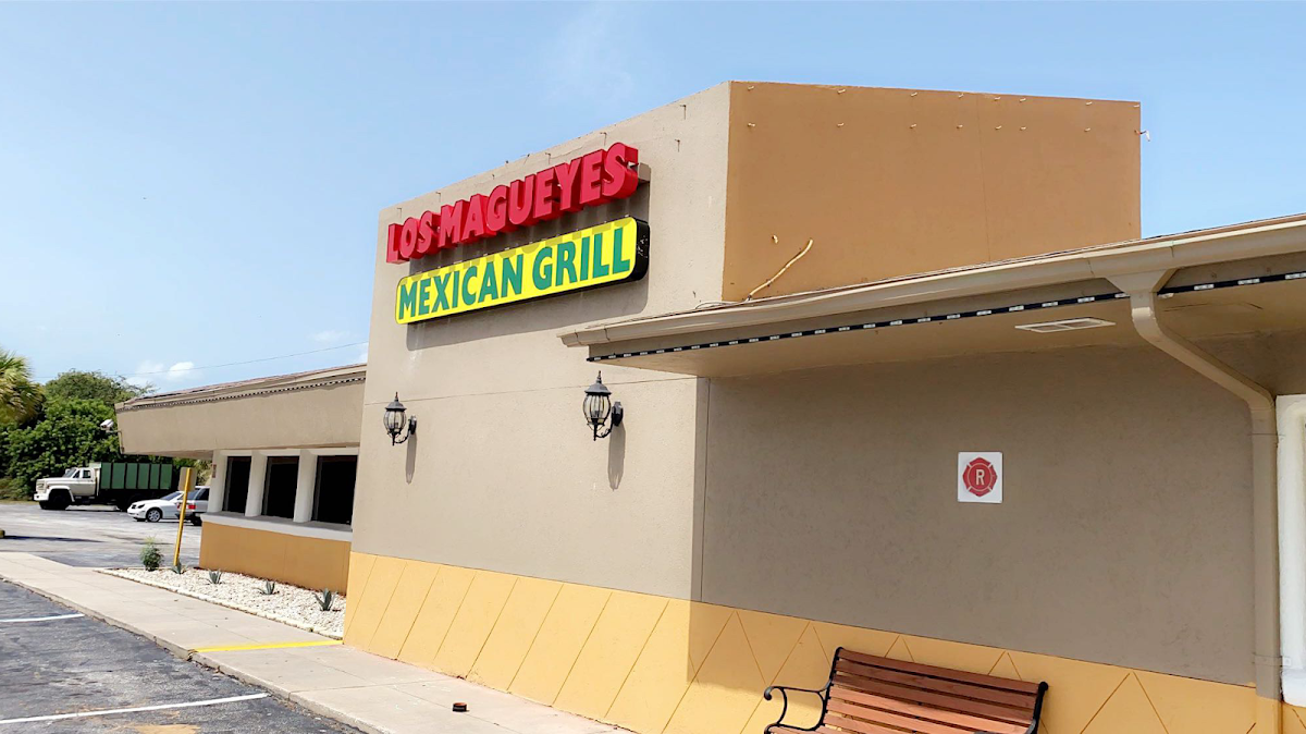 Los Magueyes Mexican Grill