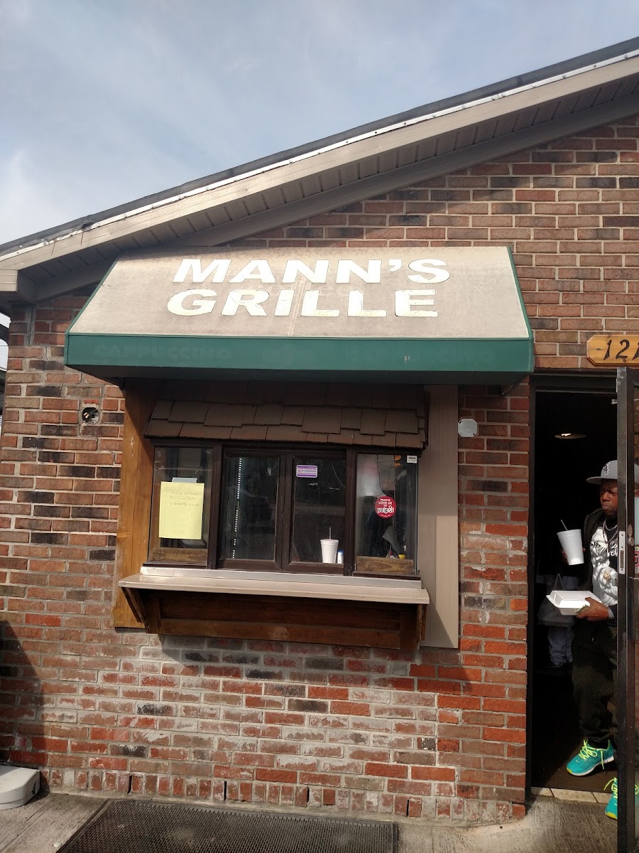 Mann's Grill