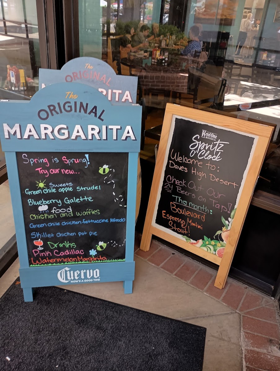 Dave's High Desert Grill - 4