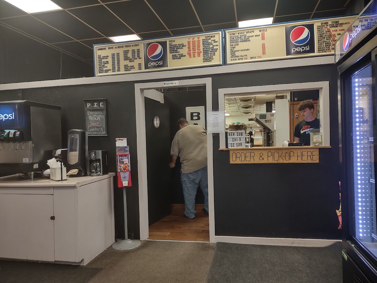 Piper's Grinders Galore - 7