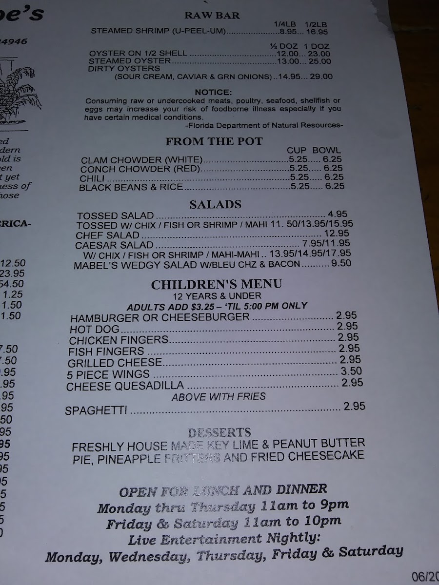 Pineapple Joe's Grill & Raw Bar - 9