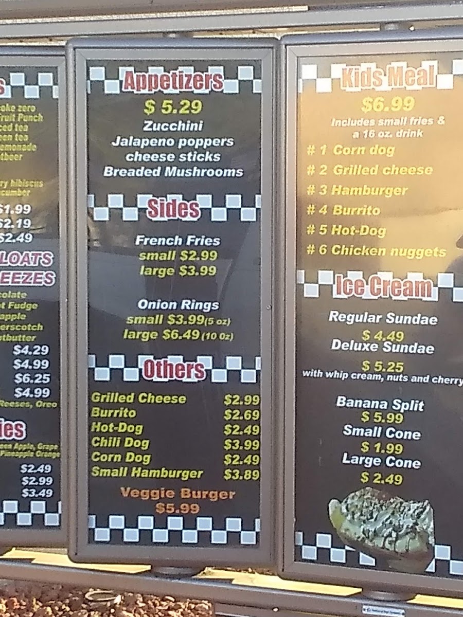 Triangle Drive In Burgers(Airport) - 6