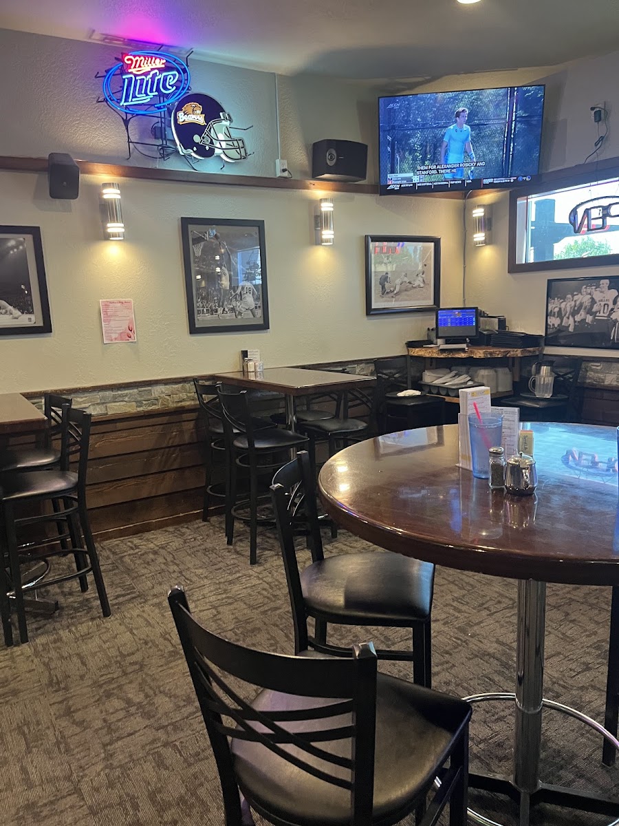 North Dallas Bar & Grill