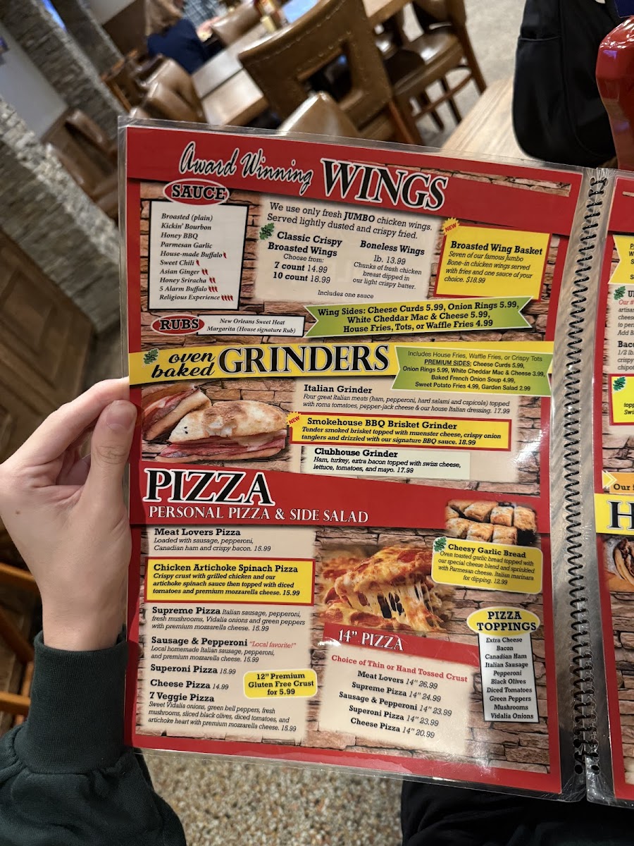 Greenleaf Sports Bar & Grill - 6